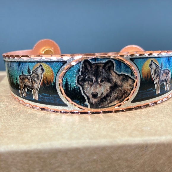 Copper Wolf Bracelet with magnets and rose gold Accents - Picture 11 of 11